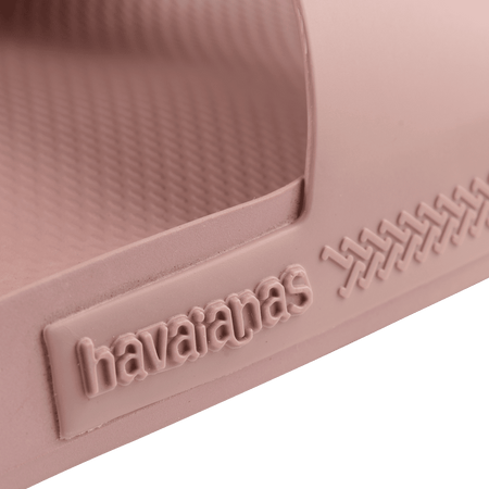 Slide Barbie Ferreira